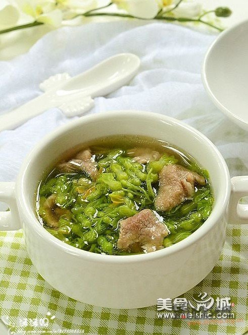 夜兰花肉片汤的做法