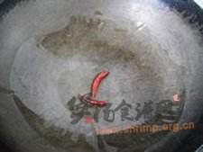 鲜香椿糊子椒的做法