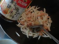 火腿炒白菜根的做法