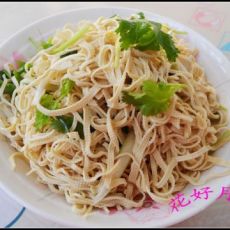 炝拌干豆腐丝的做法 炝拌干豆腐丝的做法
