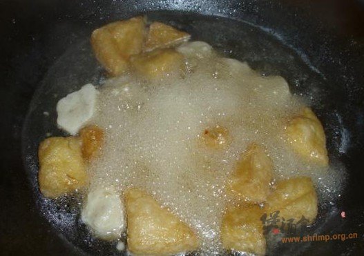 油豆腐鱼丸汤的做法