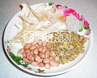 霍斛炖鱼胶的做法