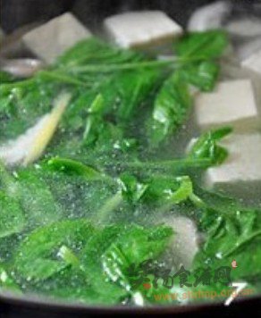 豌豆蘑菇豆腐汤的做法