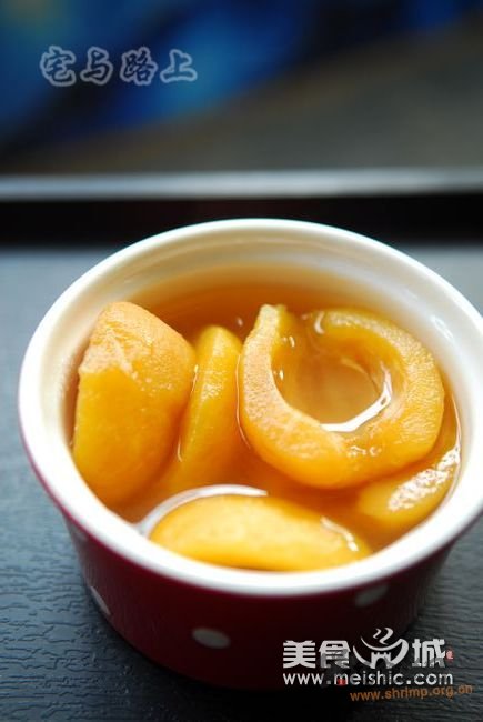 川贝炖枇杷的做法