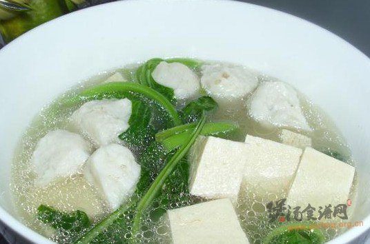 鱼丸冻豆腐汤的做法