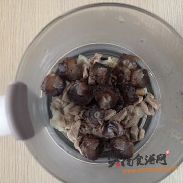 海参瑶柱竹荪瘦肉汤的做法