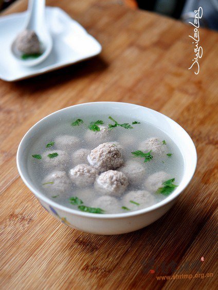 牛肉丸汤的做法