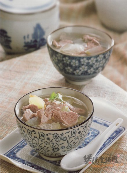 冬瓜滚瘦肉汤的做法