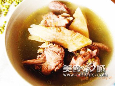 茯苓绿豆鸭汤的做法