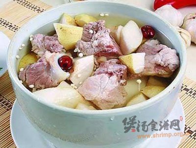 雪梨瘦肉汤的做法