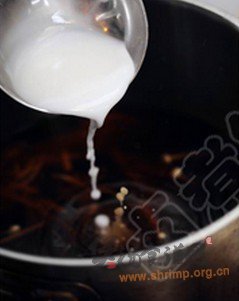 金针菇酸辣汤的做法