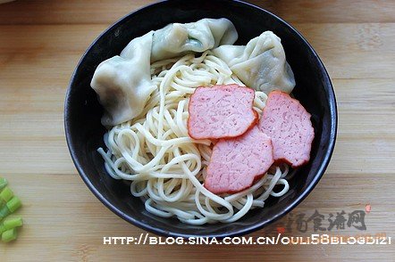 骨汤馄饨面的做法