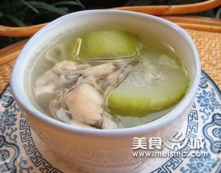 瑶柱节瓜田鸡汤的做法