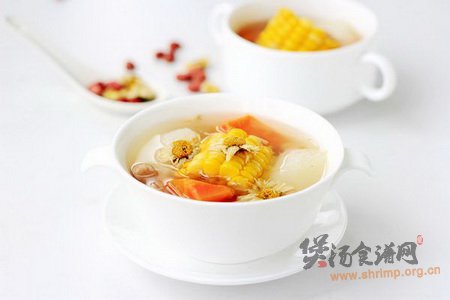 玉米山药菊花汤的做法