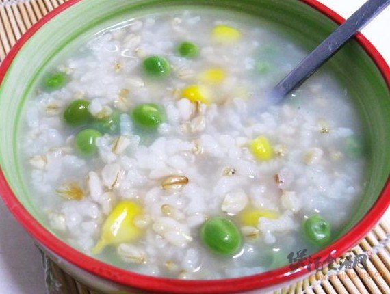 豌豆麦片粥的做法