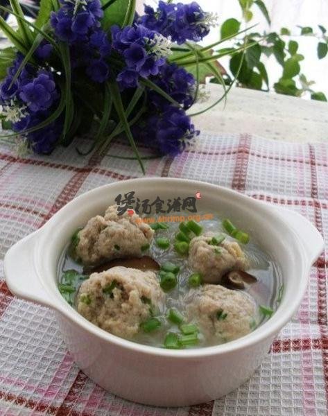 豆渣丸子粉丝汤的做法