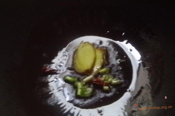 木耳小黄鱼汤的做法