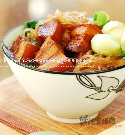青菜粉丝炖大肉的做法