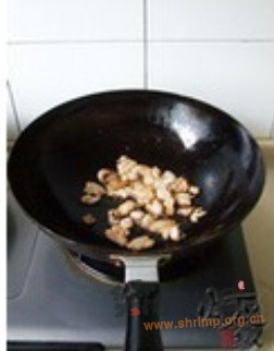 丝瓜肉片香菇汤的做法