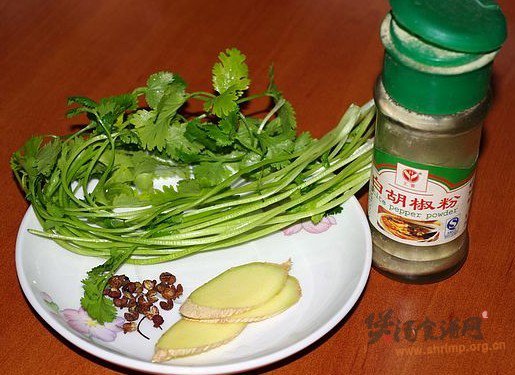西北风味羊肉汤的做法