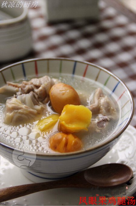 凤眼果鸡腿汤的做法