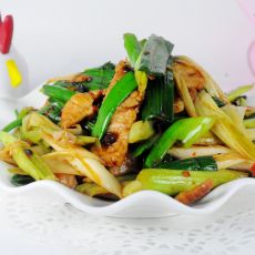 蒜苗炒盐煎肉的做法 蒜苗炒盐煎肉的做法
