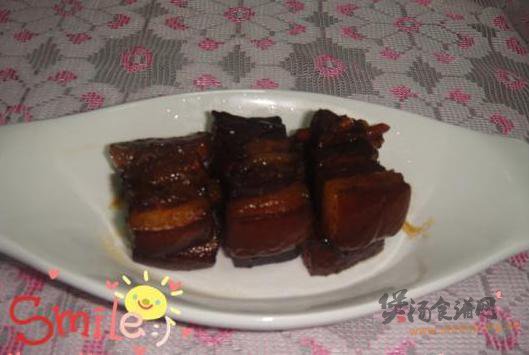 秘制砂锅炖肉的做法