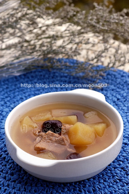 红枣苹果煲瘦肉的做法