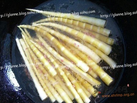 上汤火腿竹笋的做法
