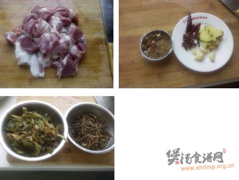 猪肉炖海带的做法