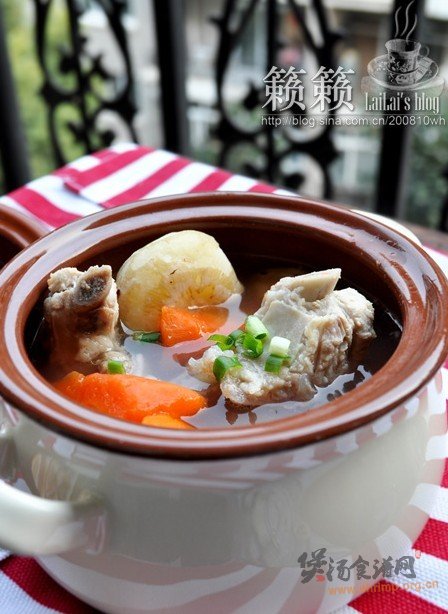 马蹄胡萝卜煲龙骨的做法