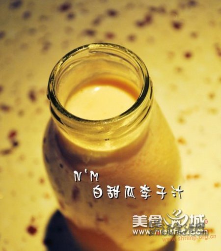 白甜瓜李子汁的做法