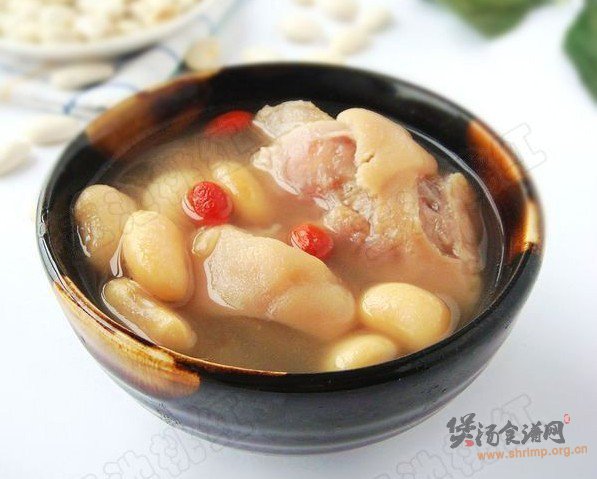 芸豆猪手汤的做法