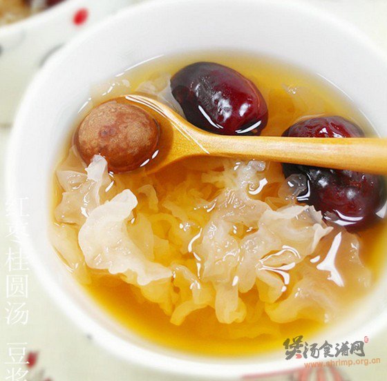 红枣桂圆汤的做法