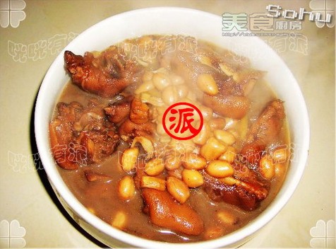 瑶柱花生猪手煲的做法