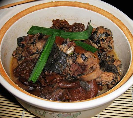 乌鸡炖蘑菇的做法