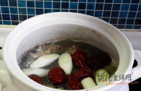 甲鱼大枣养颜汤的做法