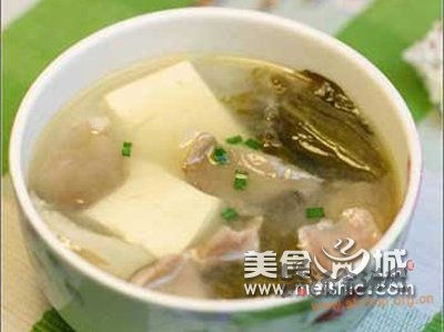萝卜芹菜鸡杂汤的做法