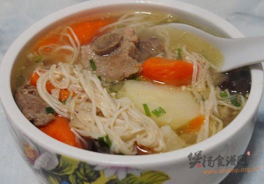 金针菇排骨汤的做法