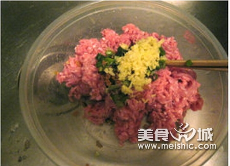 清水鲜藕狮子头的做法