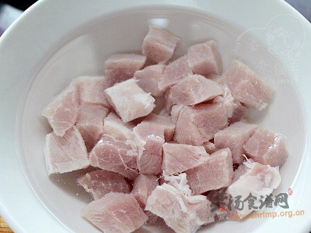 清补凉瘦肉汤的做法