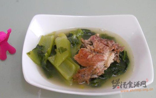 水东芥菜煲烧猪骨的做法