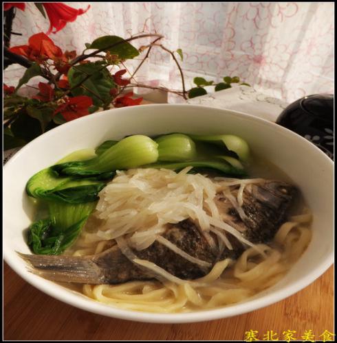 萝卜丝鲫鱼打卤面的做法