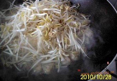 豆芽燕皮汤的做法