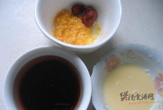 黑米小米渣粥的做法