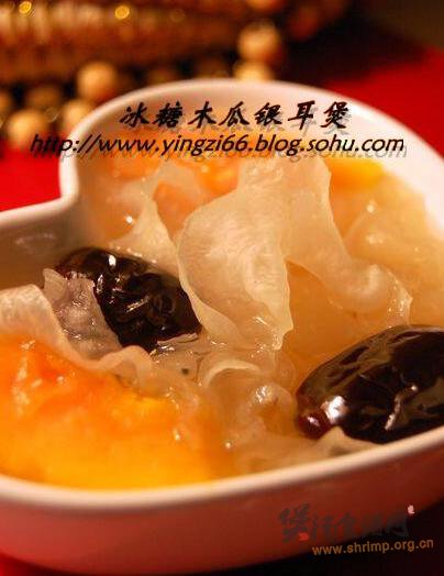 冰糖木瓜银耳煲的做法