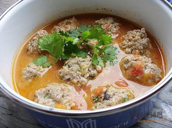 番茄牛肉丸汤的做法