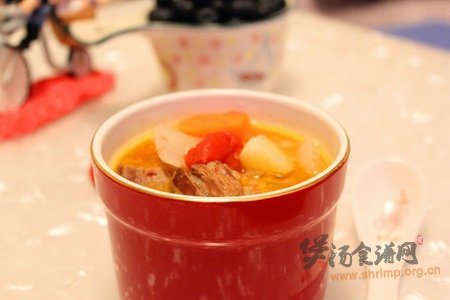 砂锅牛腩汤的做法
