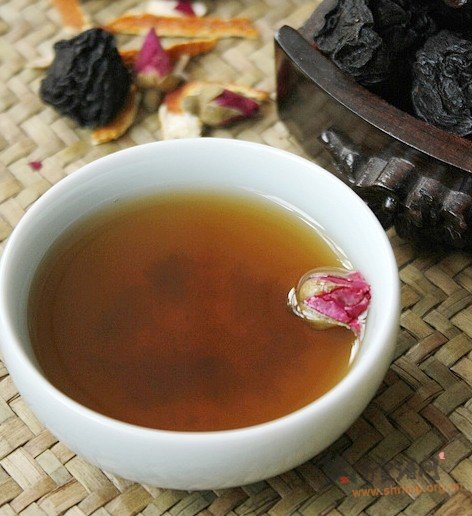 花香酸梅汤的做法