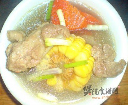 胡萝卜猪骨汤的做法